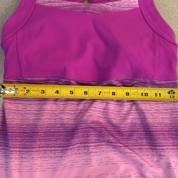 Athleta - Stride Punch and Crunch Tank. Size XS - Picture 7 of 10